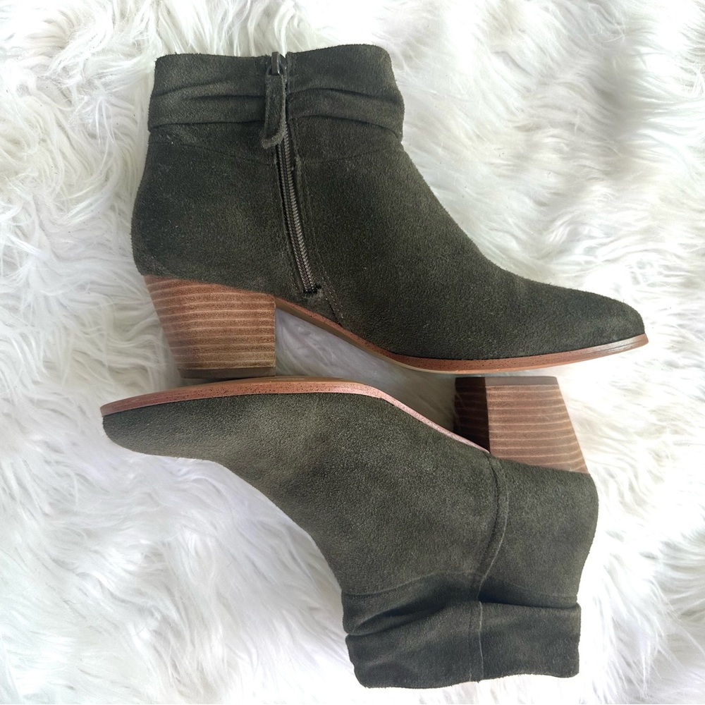 Violet & Red women's Cupid Suede Bootie Olive Size 9 - Picture 4 of 7